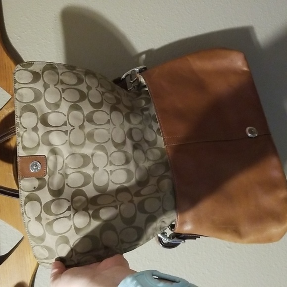 Coach Purse - Picture 3 of 14